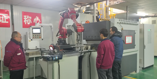 玉林自动喷砂机选型要点，看完少走弯路。